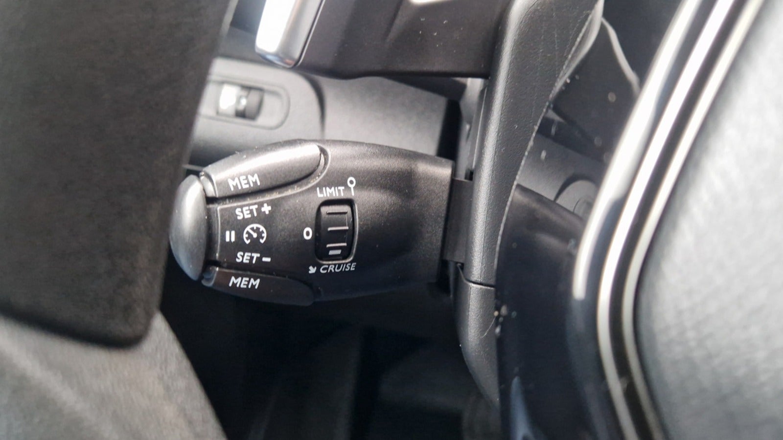 Billede af Peugeot Partner 1,5 BlueHDi 130 L1V1 Plus EAT8 Van