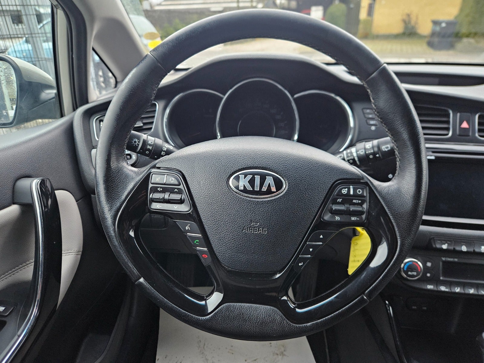 Billede af Kia Ceed 1,6 CRDi 128 Premium+ SW