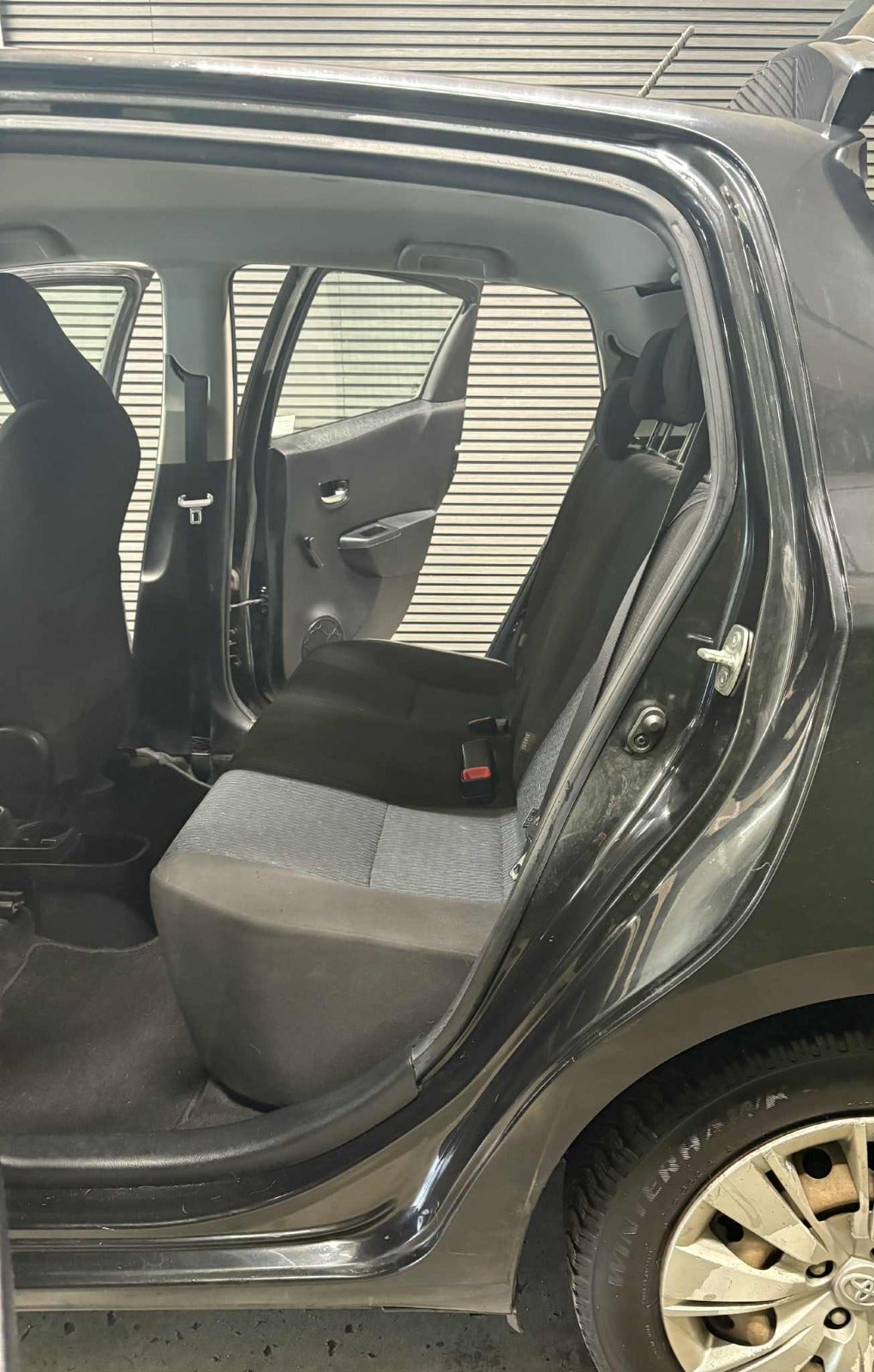 Billede af Toyota Yaris 1,3 VVT-i T1