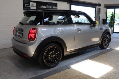 MINI Cooper SE Classic Trim
