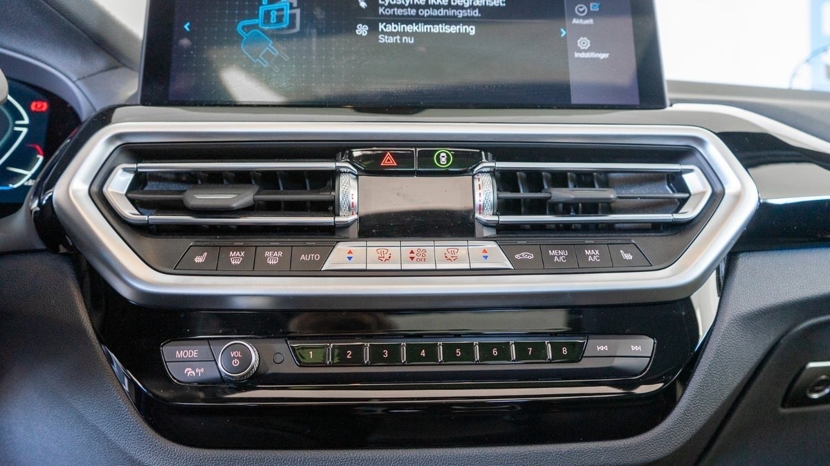 Billede af BMW iX3  Charged Plus M-Sport