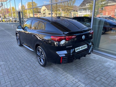 BMW iX2 eDrive20 M-Sport Premium