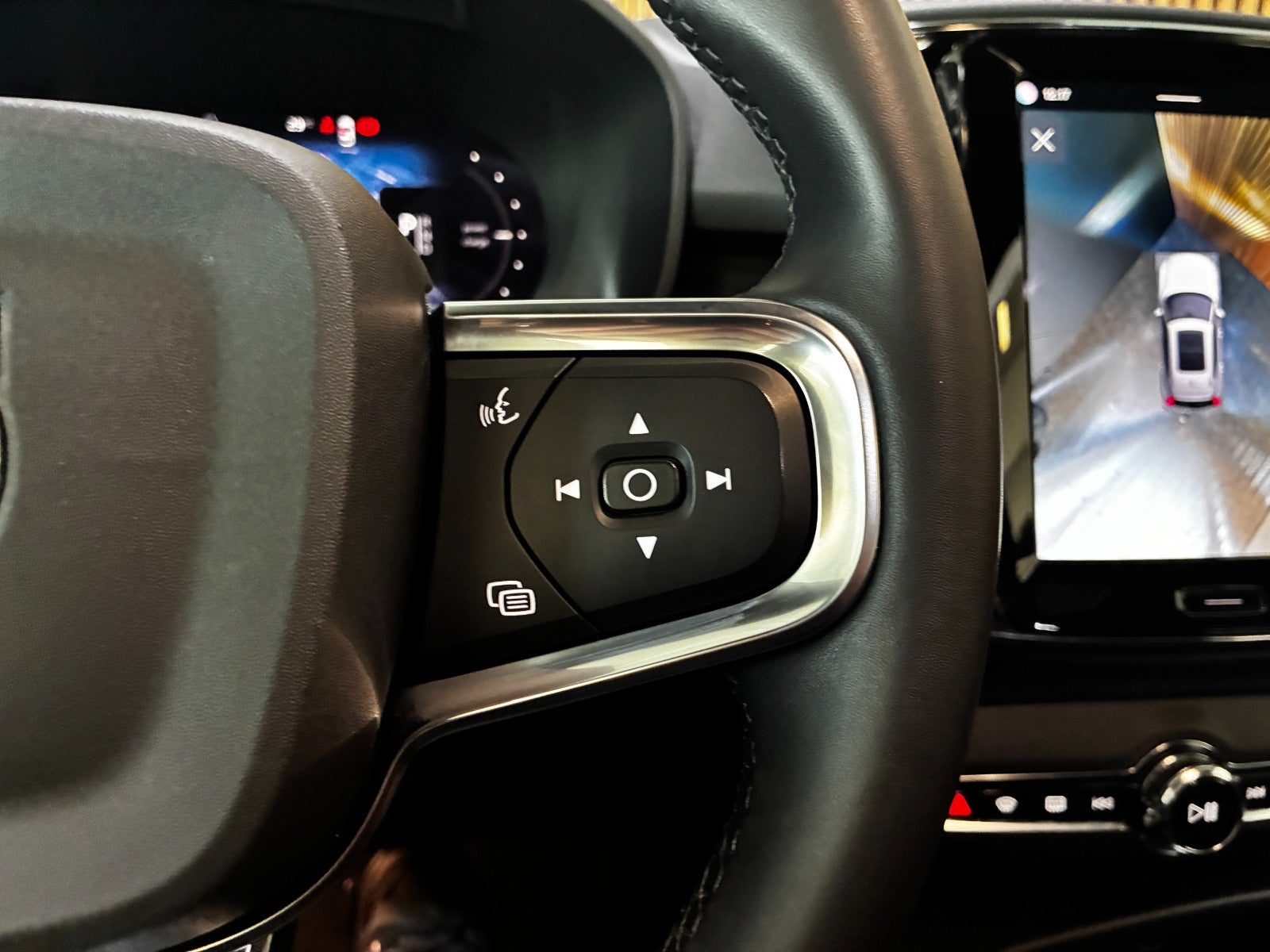 Billede af Volvo XC40  P6 ReCharge Ultimate