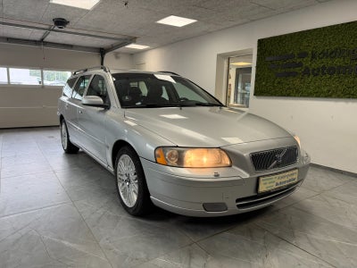 Volvo V70 2,4 170 Momentum aut. 5d