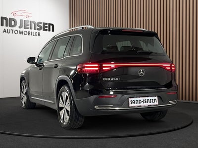 Mercedes EQB250+ Progressive Van