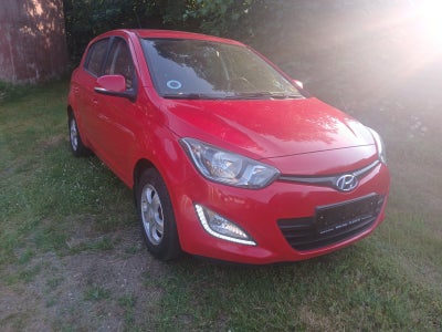 Hyundai i20 1,25 Comfort 5d