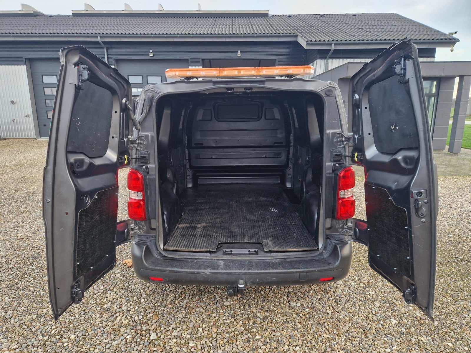 Billede af Toyota ProAce 1,5 D 120 Medium Comfort