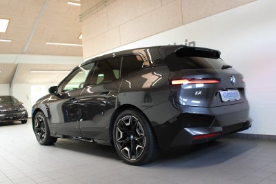 BMW iX xDrive50 Fully Charged Sport