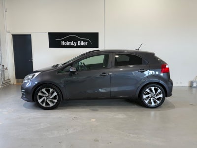 Kia Rio CVVT Premium