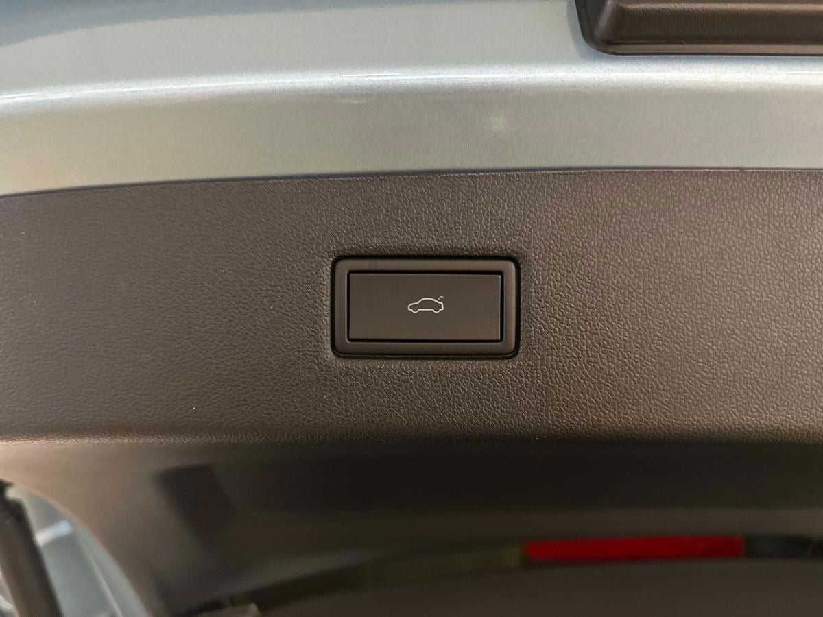 Ford Explorer Premium Extended Range billede 19