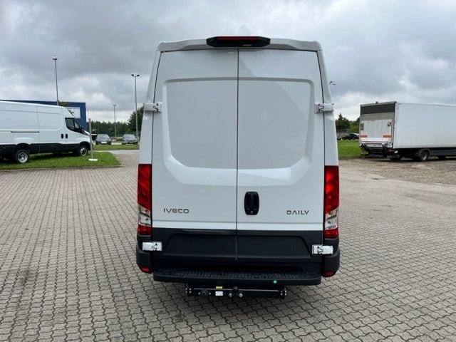 Billede af Iveco Daily 2,3 35S14 12m³ Van