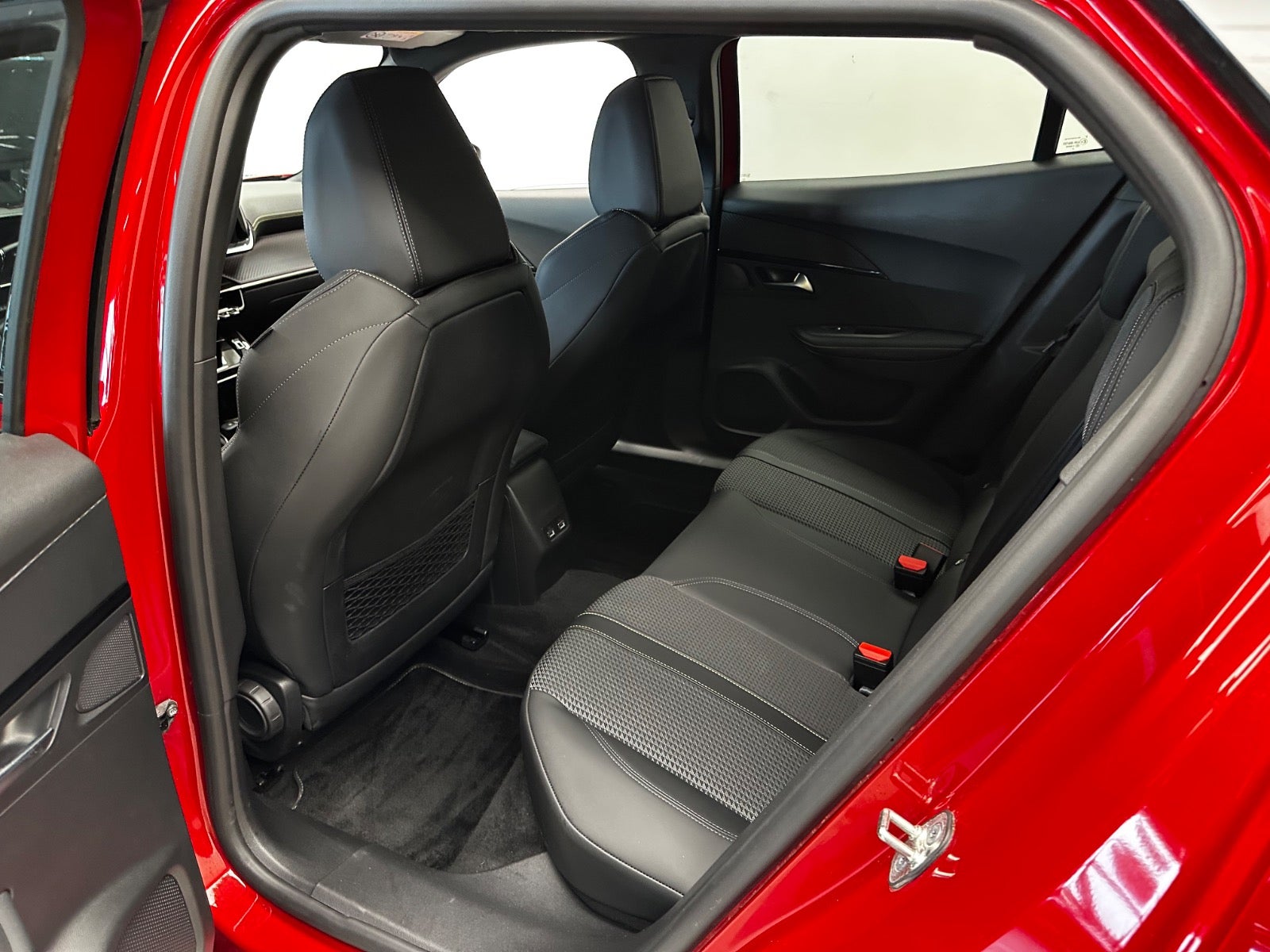 Billede af Peugeot e-2008 50 GT