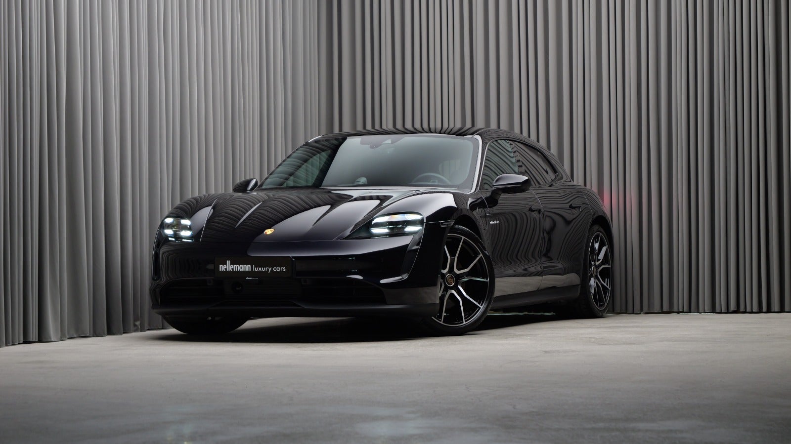 Porsche Taycan Sport Turismo