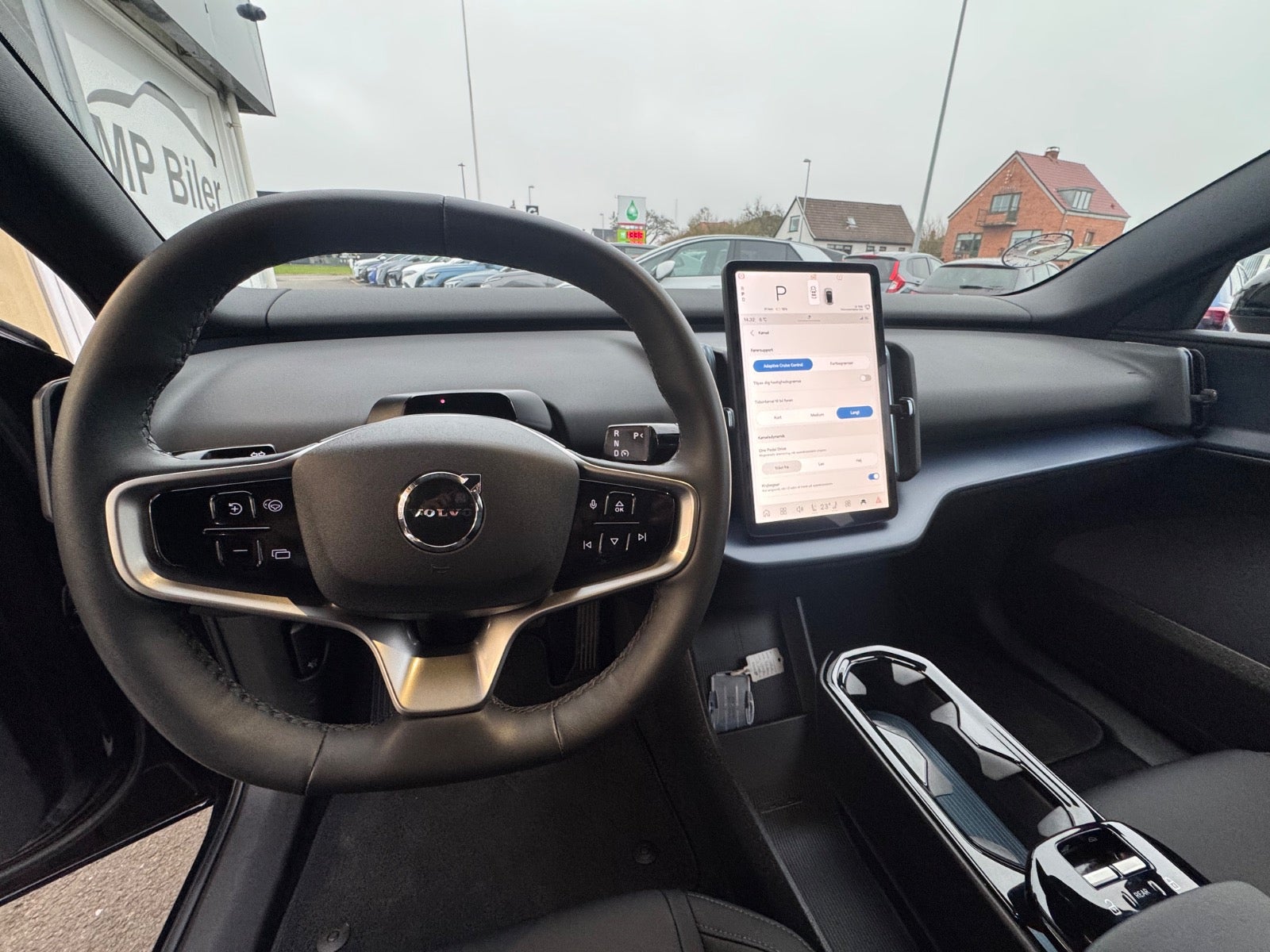 Billede af Volvo EX30  Standard Range Core