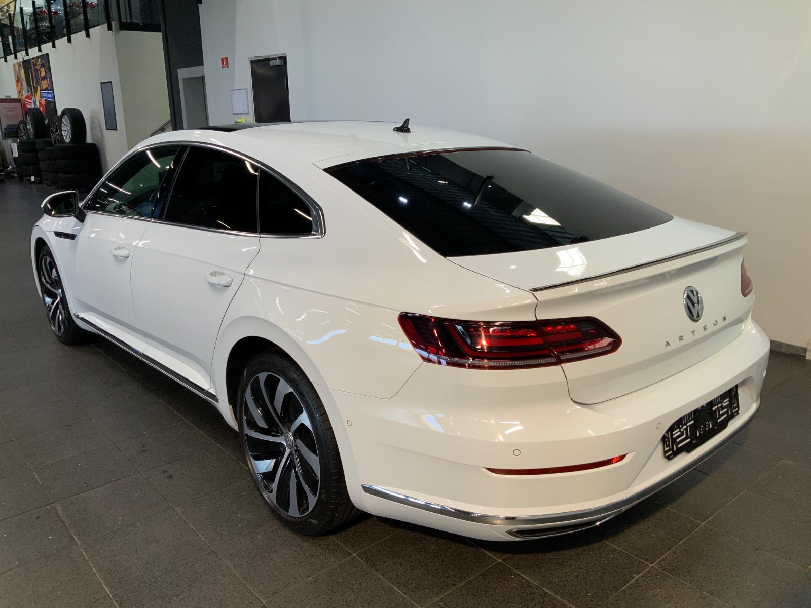VW Arteon (4/8)