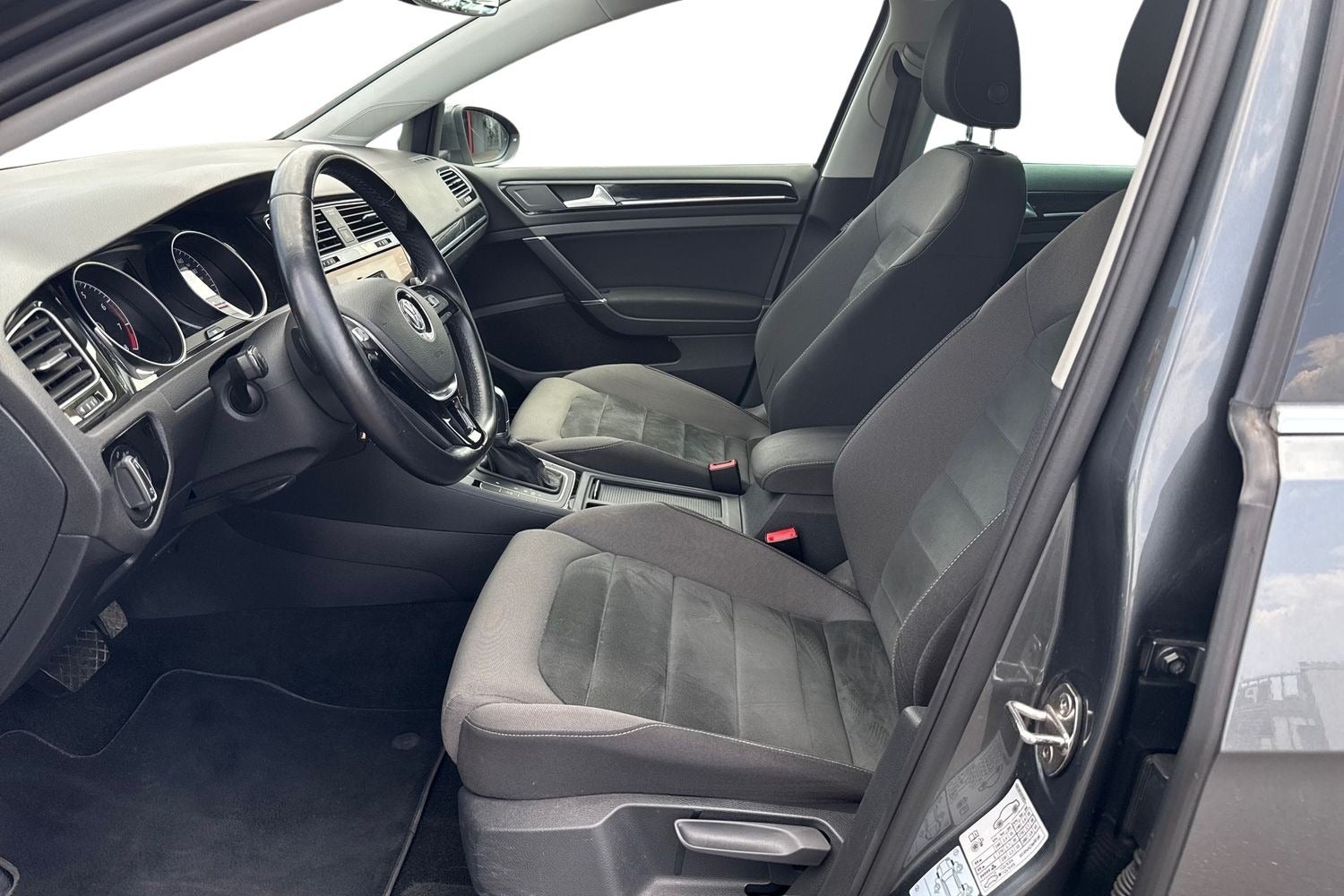 Billede af VW Golf VII 1,5 TSi 150 Highline Variant DSG