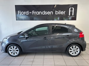 Kia Rio CVVT Attraction