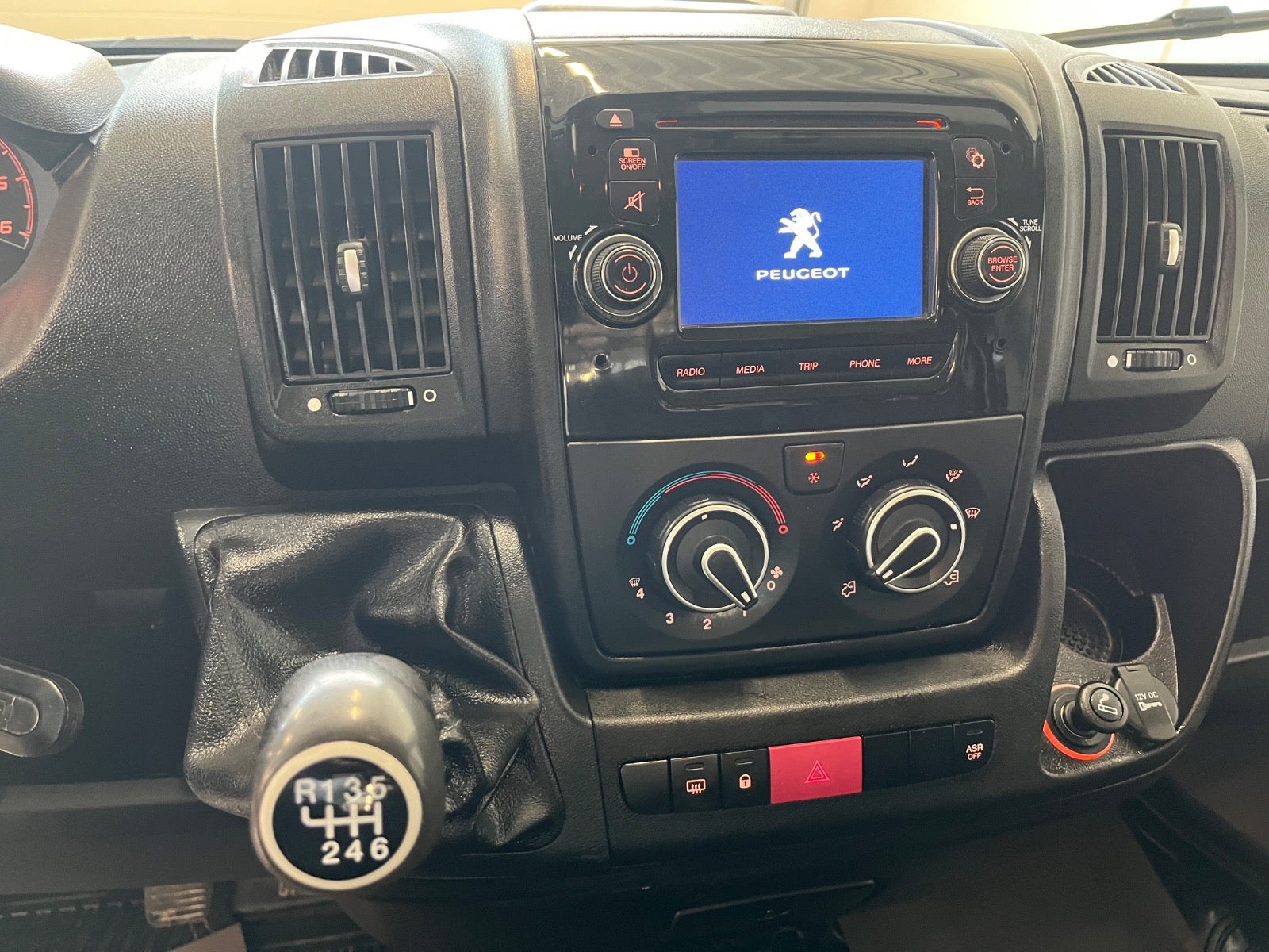 Billede af Peugeot Boxer 335 2,2 HDi 130 Ladvogn L3