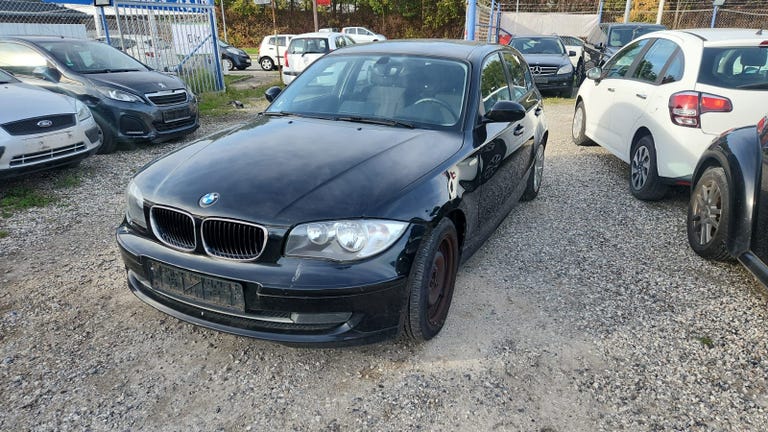 BMW 118d Advance