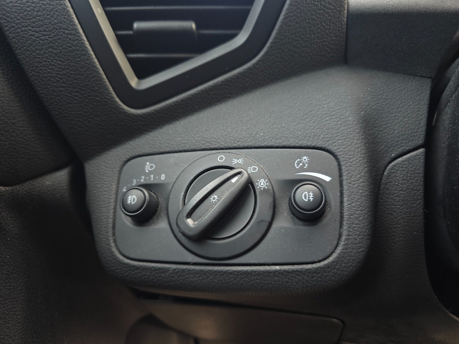Billede af Ford C-MAX 1,5 TDCi 120 Titanium