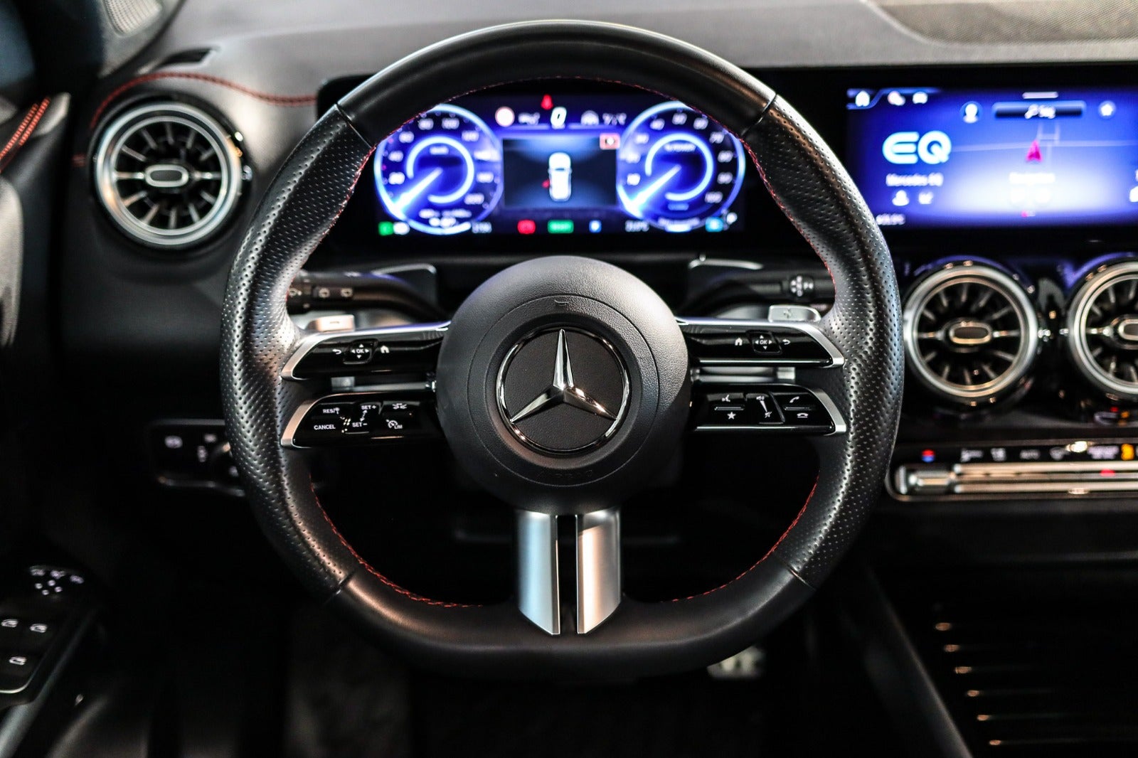 Billede af Mercedes EQB250+  AMG Line Advance Plus 7prs