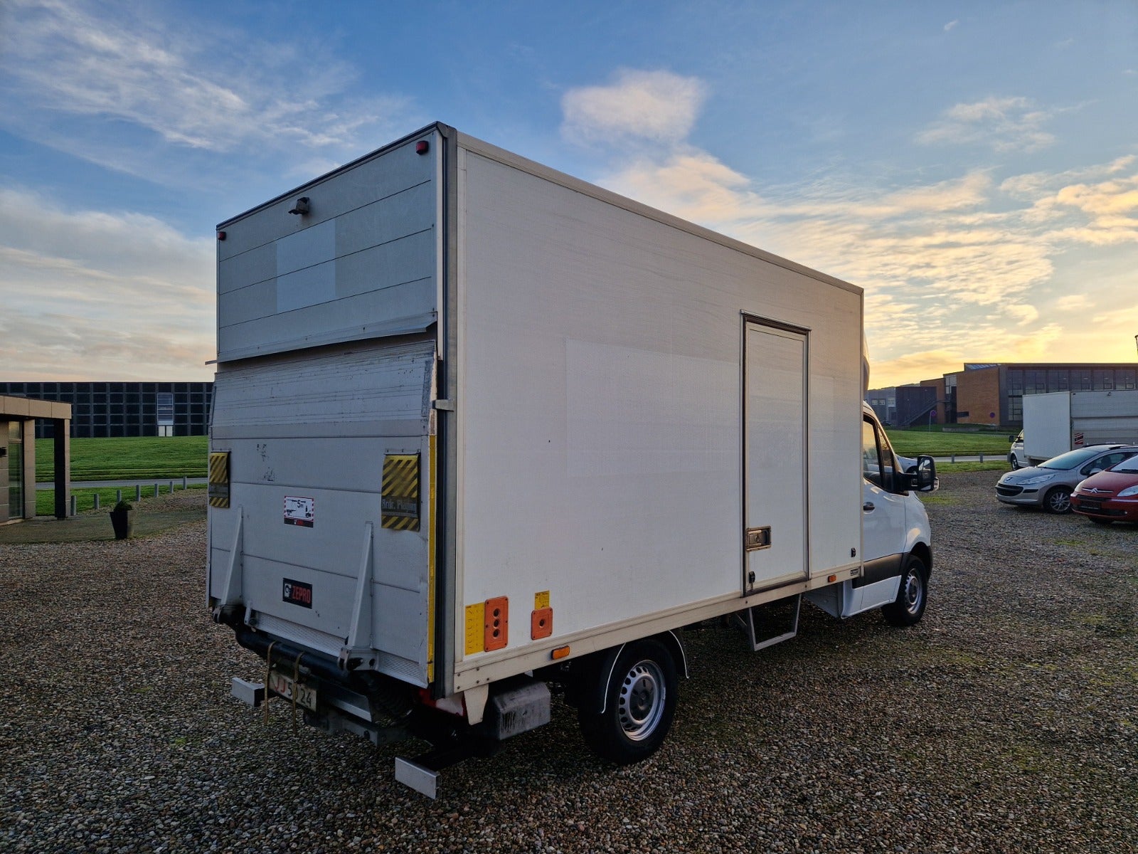 Billede af Mercedes Sprinter 315 2,0 CDi A3 Alukasse m/lift aut. RWD