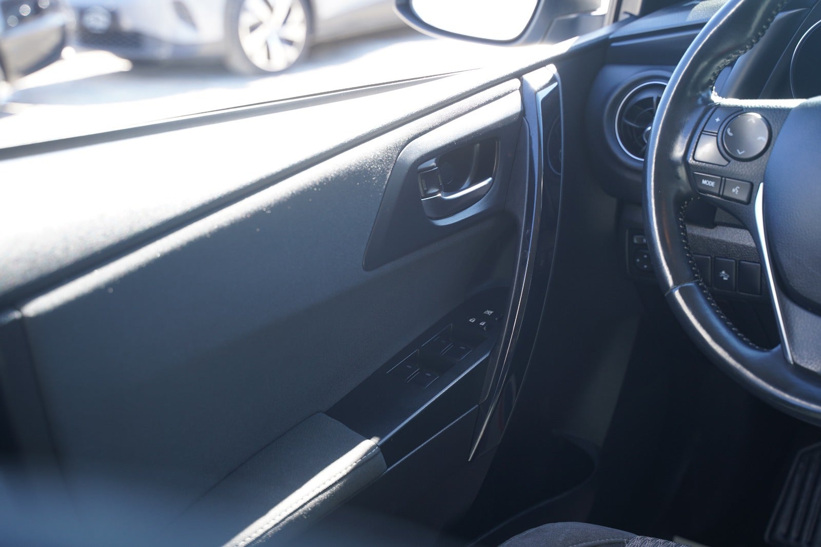 Billede af Toyota Auris 1,8 Hybrid H2 Style Touring Sports CVT