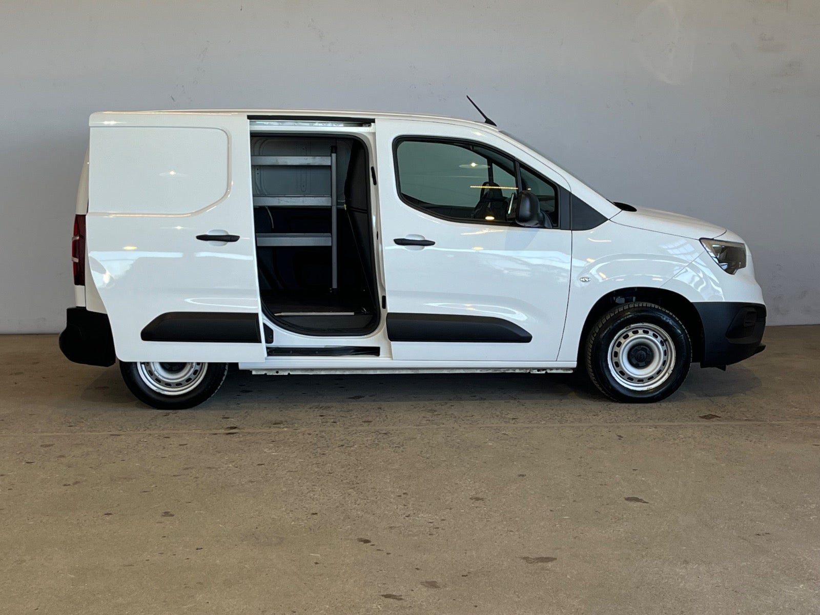 Opel Combo D 102 Enjoy+ L1V1