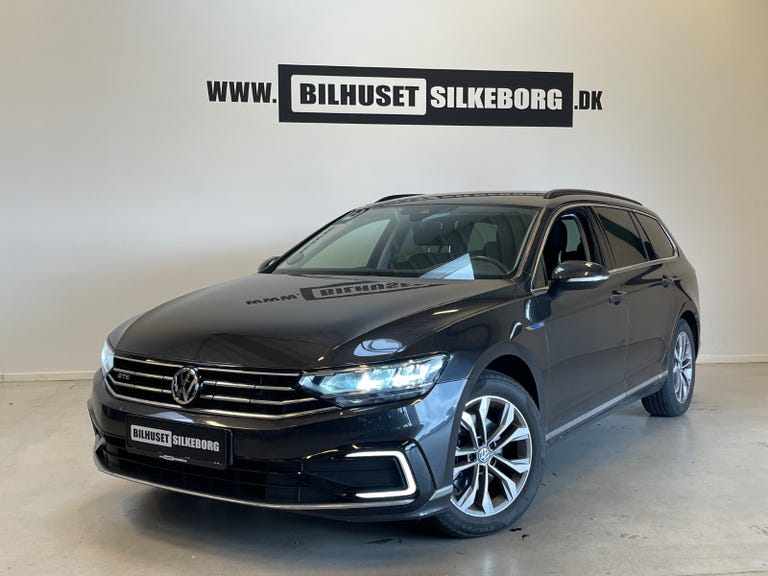 VW Passat GTE Variant DSG