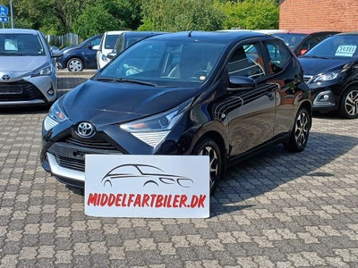 Toyota Aygo 1,0 VVT-i x-plore 5d