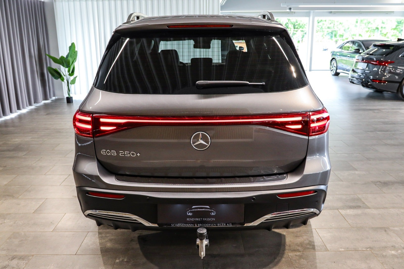 Billede af Mercedes EQB250+  AMG Premium