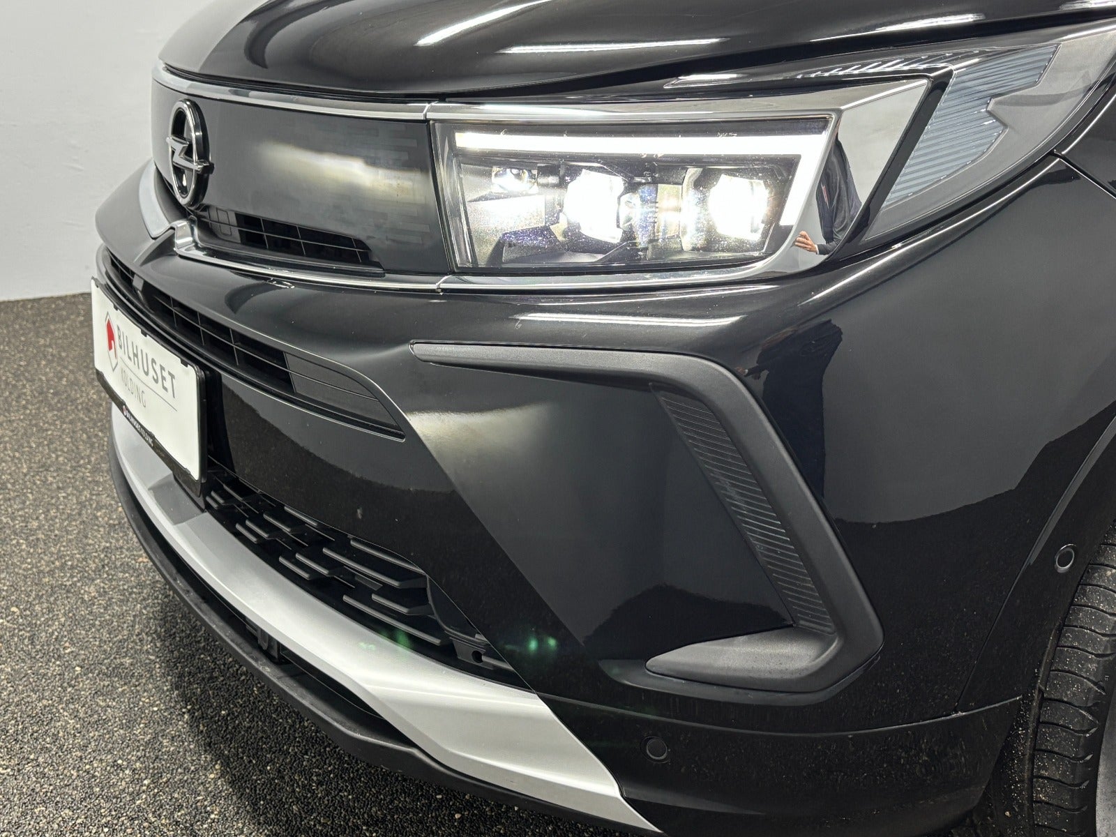 Billede af Opel Grandland 1,6 Hybrid Ultimate aut.