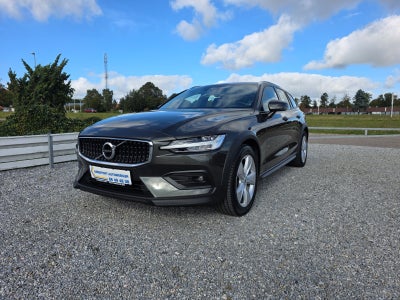 Volvo V60 CC 2,0 D4 190 aut. AWD 5d