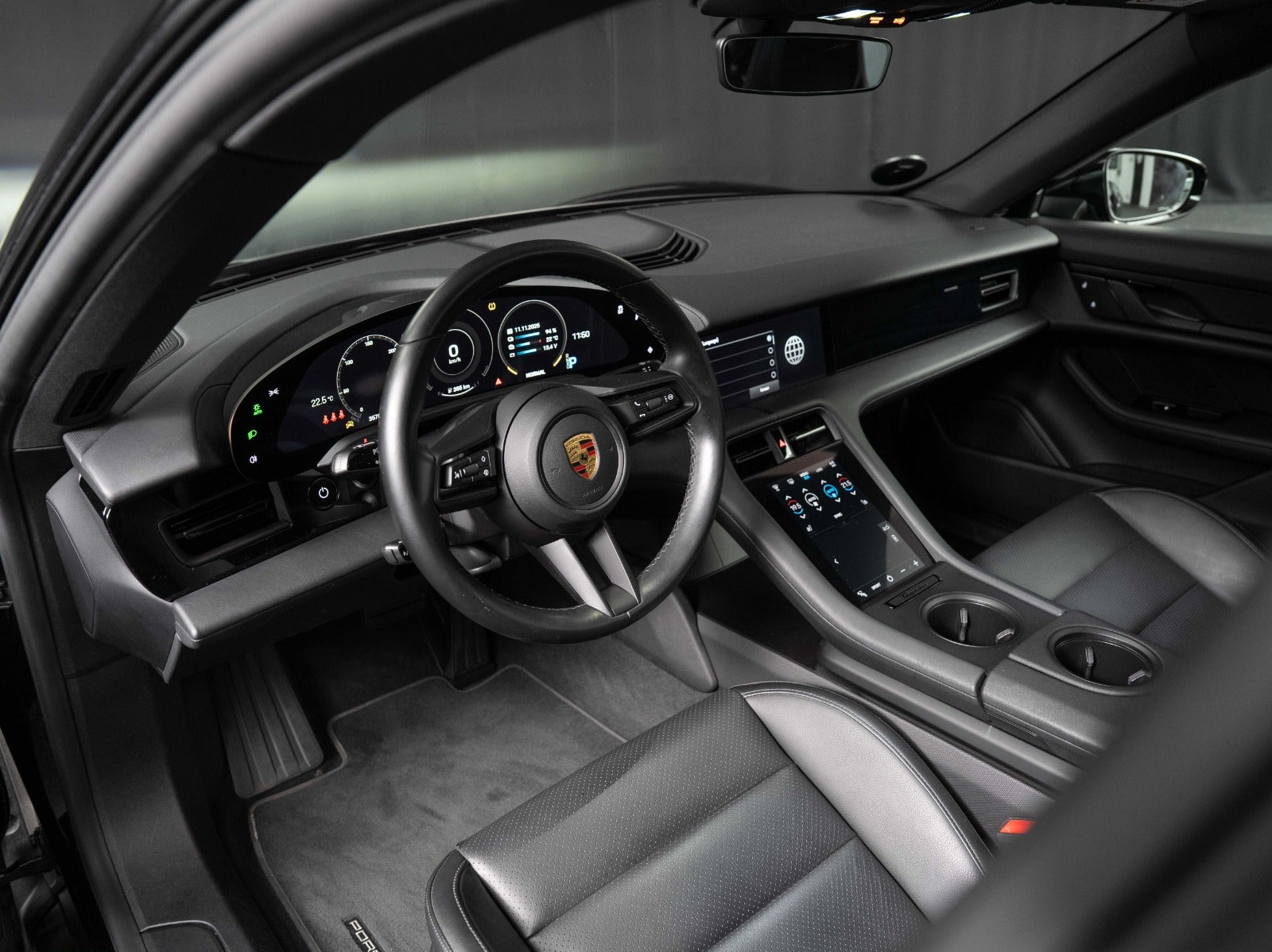 Gallery image 11 of 17