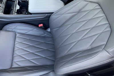 Ford Explorer Premium Extended Range