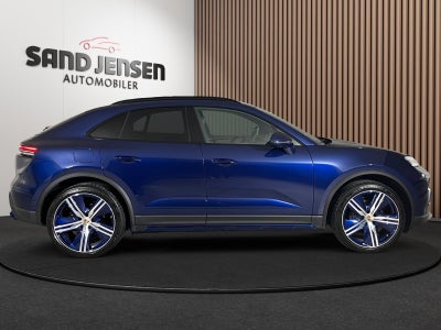 Porsche Macan 4