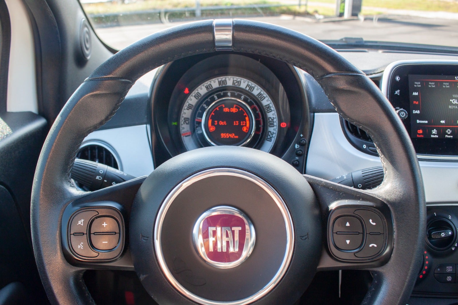 Fiat 500 Hybrid Connect