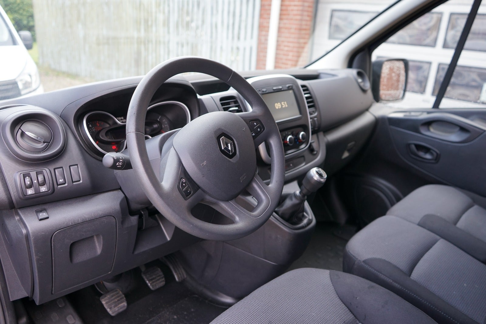 Billede af Renault Trafic T29 2,0 dCi 120 L2H1