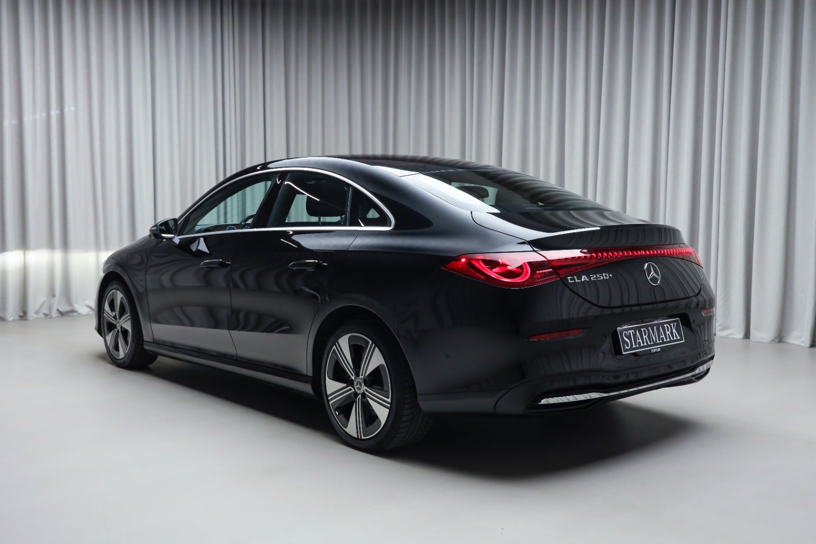 Mercedes-Benz CLA 250+ (3/8)
