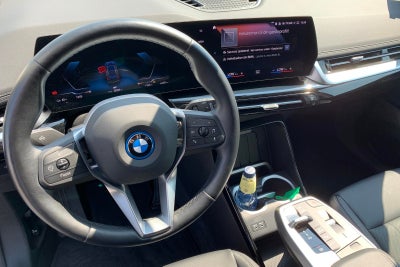 BMW iX1 xDrive30 X-Line