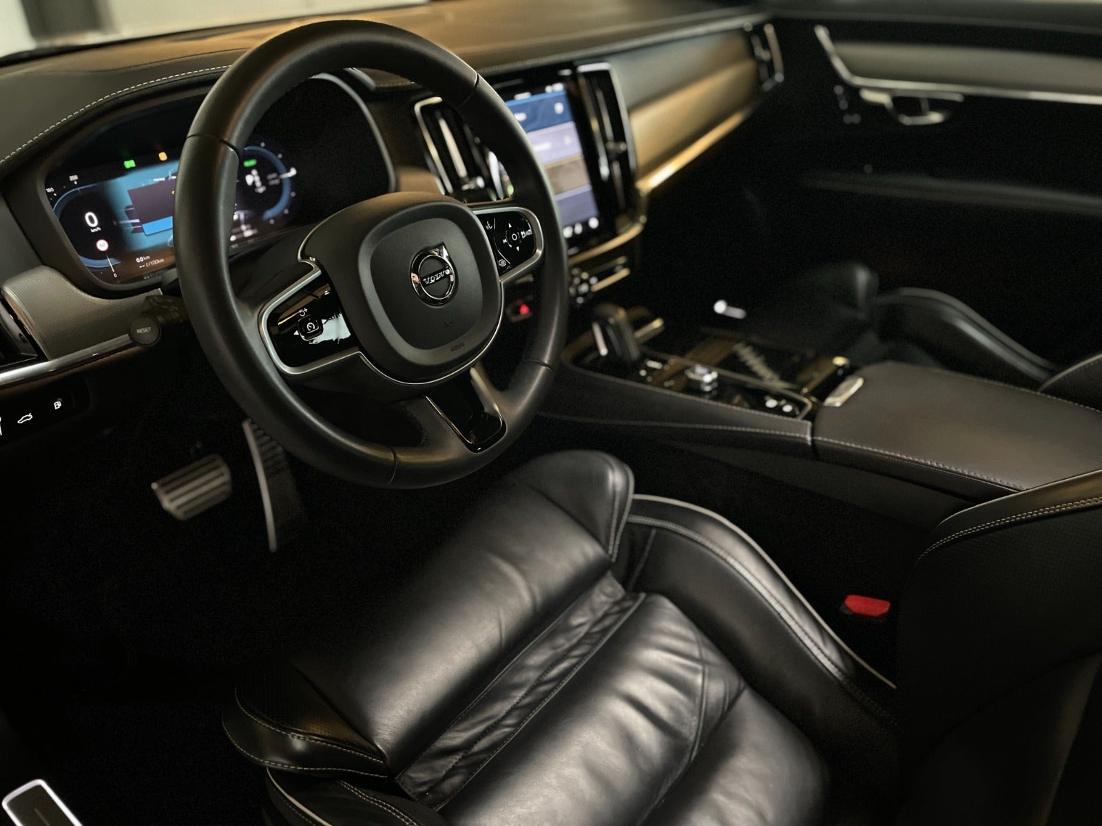 Volvo V90 T6 ReCharge R-Design aut. AWD