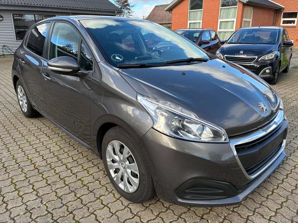 Peugeot 208, Billede 2