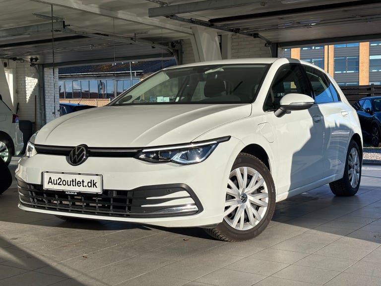 VW Golf VIII eHybrid DSG