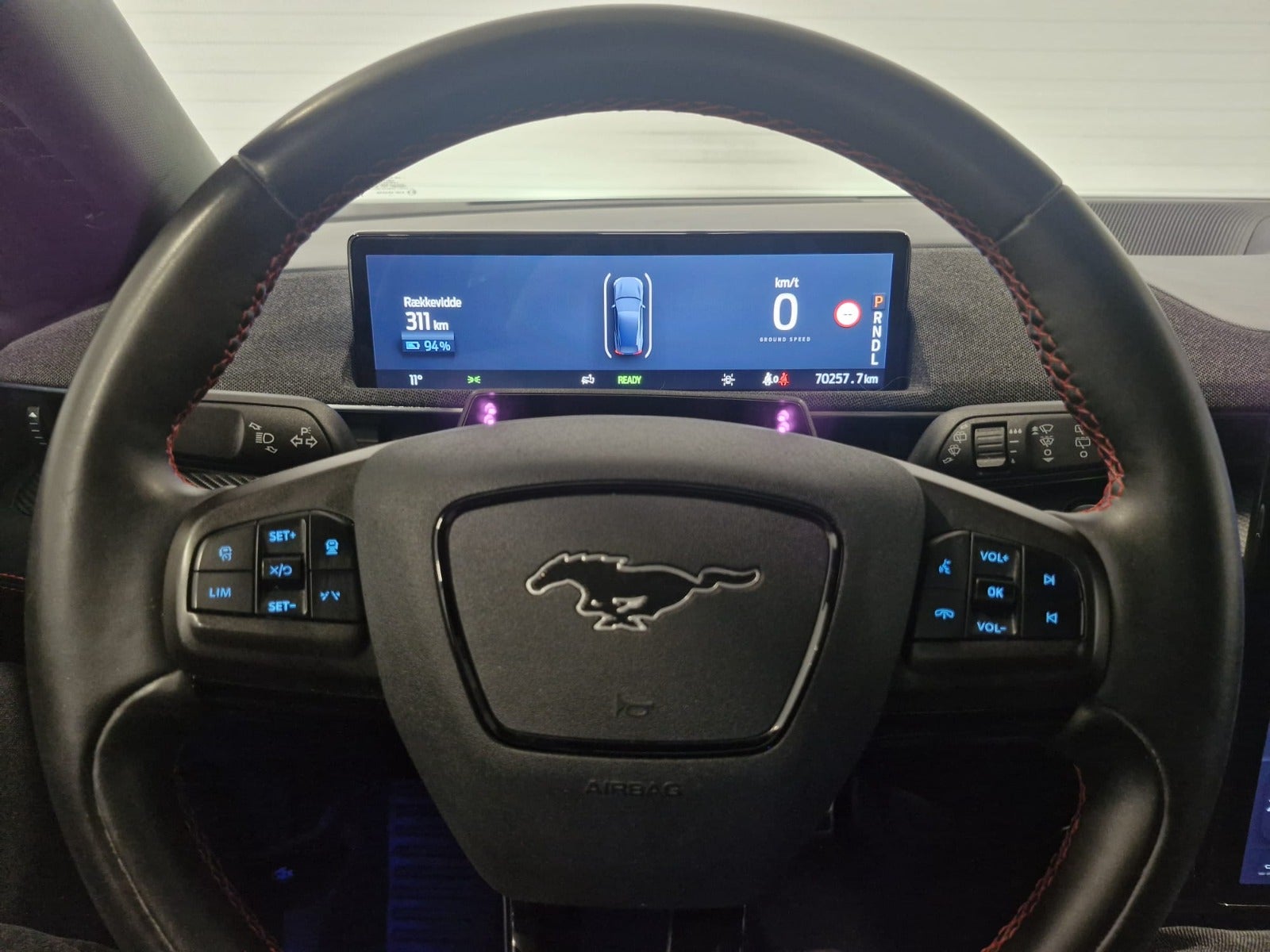 Billede af Ford Mustang Mach-E 75 Premium Standard Range AWD