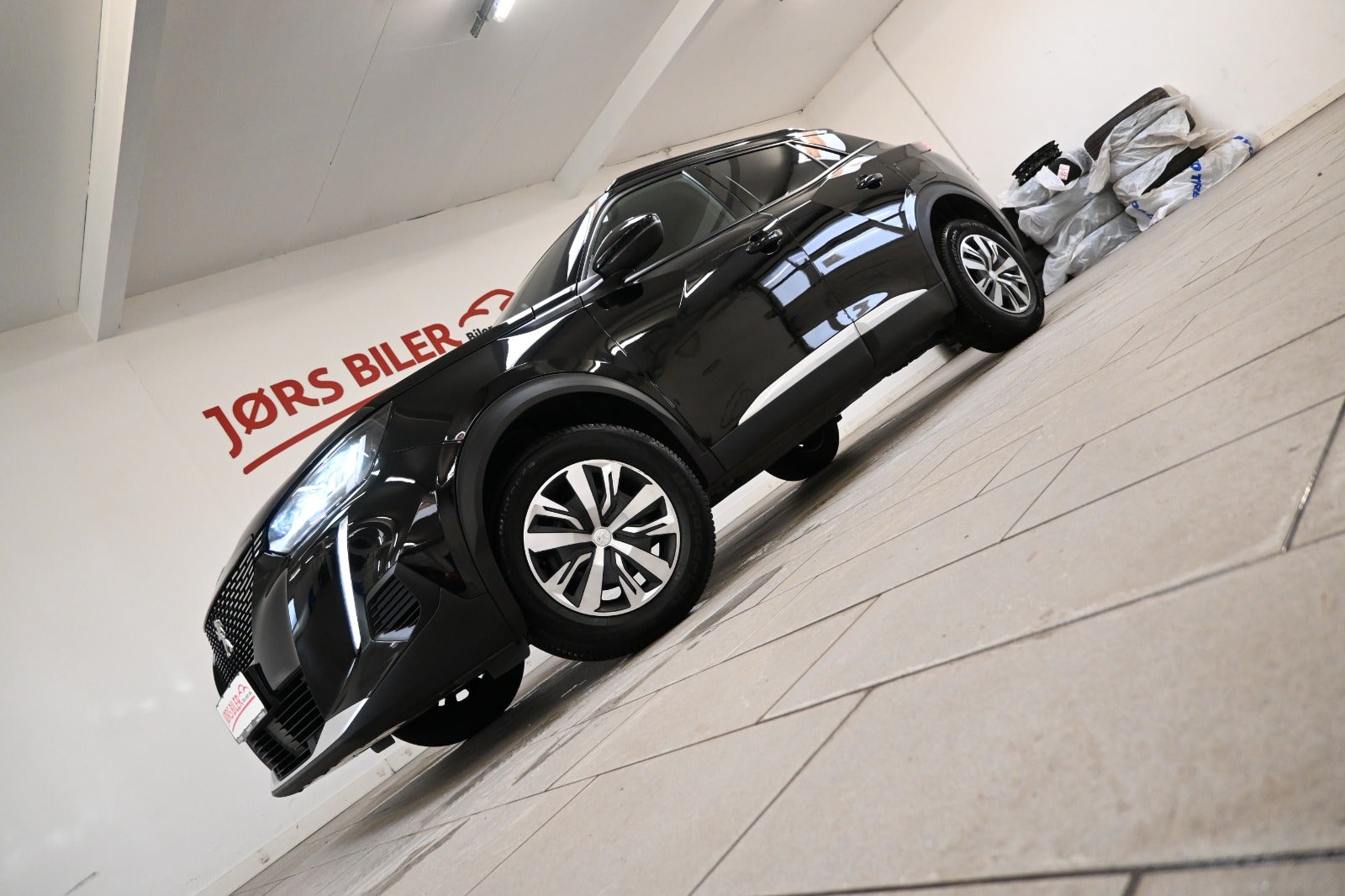 Peugeot 2008 PureTech 130 Vision Sport EAT8