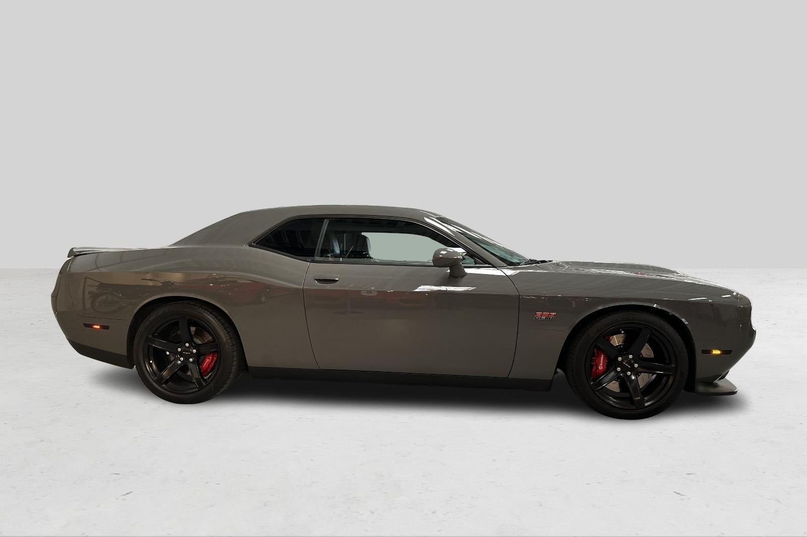 Dodge Challenger 6,4 SRT-8 aut.