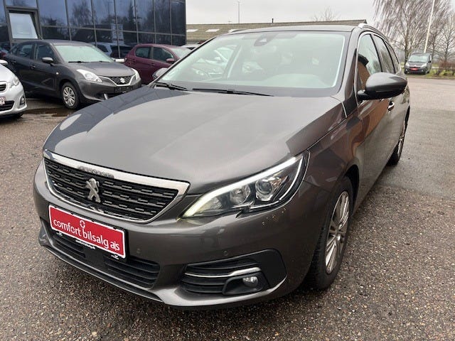 Peugeot 308 BlueHDi 130 Allure+ Sky SW