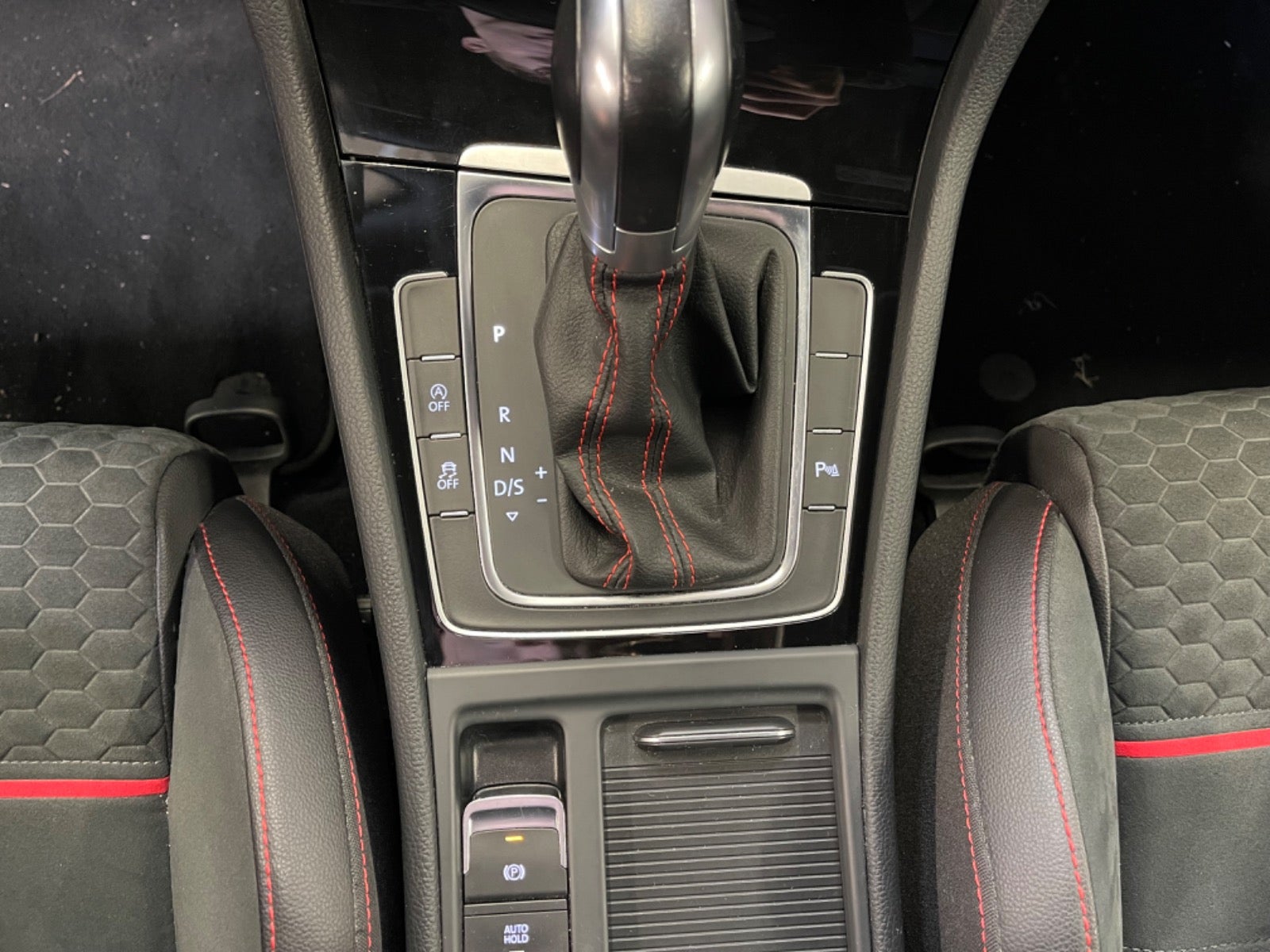 Billede af VW Golf VII 2,0 GTi DSG