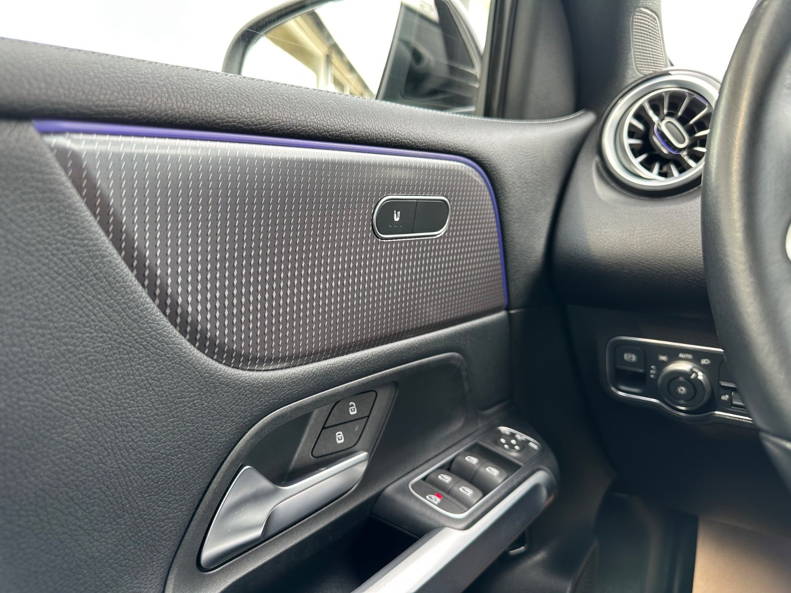 Billede af Mercedes EQB350  4Matic 7prs