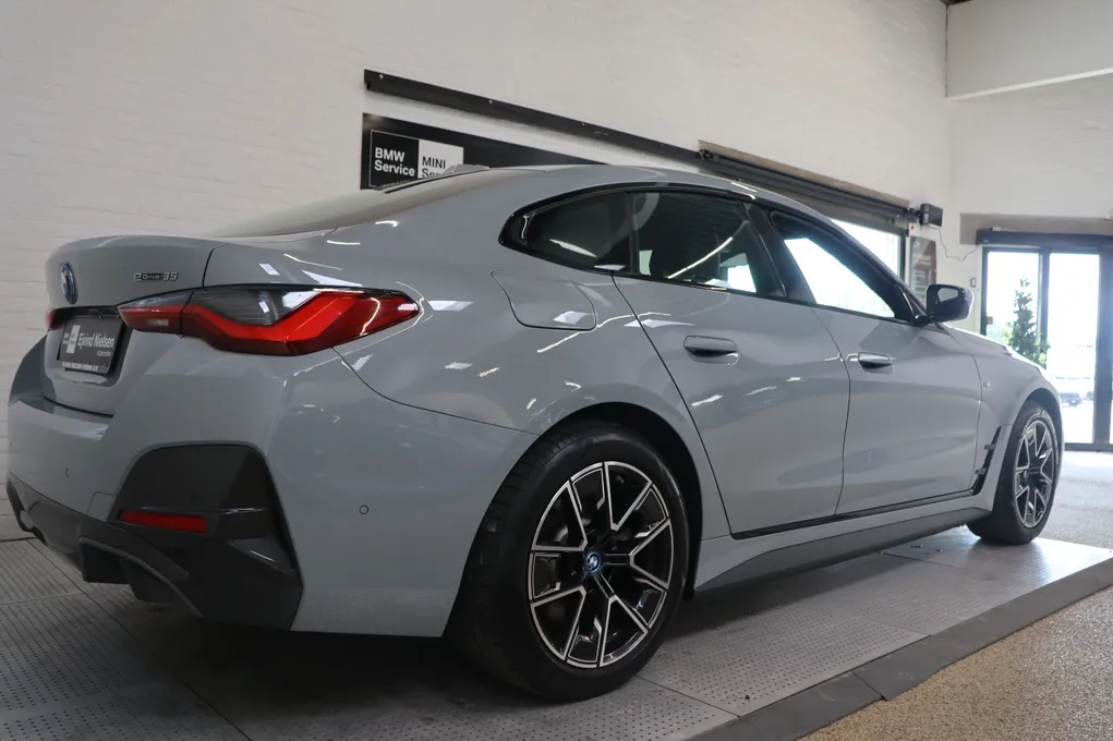 BMW i4 eDrive35 M-Sport